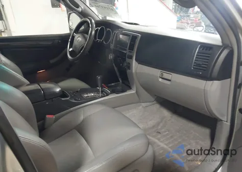 2005 Toyota 4Runner Limited V8 from USA, damaged, VIN JTEBT17R650049832